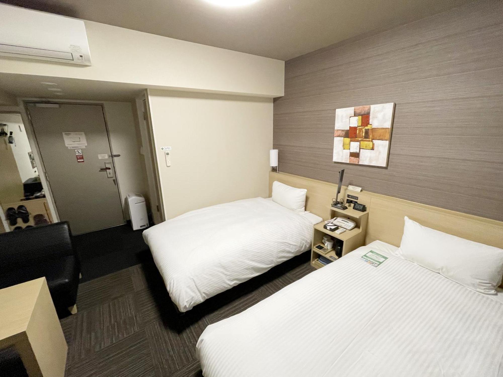 Hotel Route-Inn Osaka Takaishi -Hagoromo Ekimae- Екстериор снимка