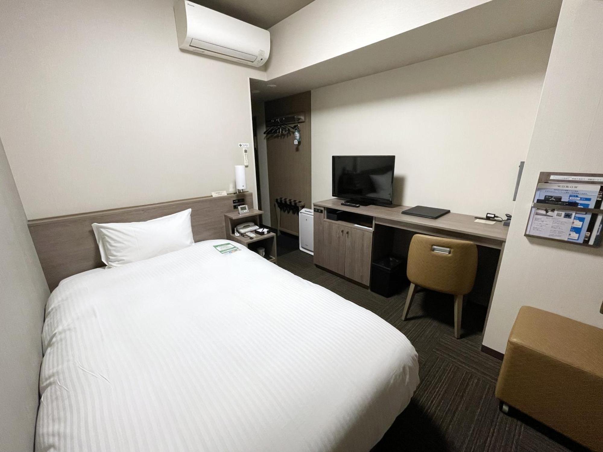 Hotel Route-Inn Osaka Takaishi -Hagoromo Ekimae- Екстериор снимка